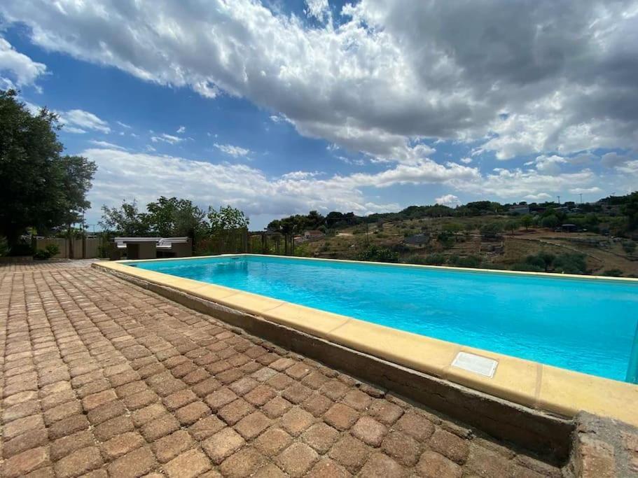 Appartement Summer House With A Pool Near Sea, Port & Airport à Rafína Extérieur photo